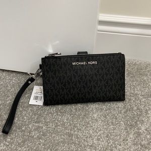 Michael Kors LG Double Zip Wristlit